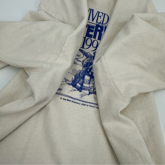 Vintage 90s Tshirt "I Survived the Winter" XL Adult Single Stitch Tee Beige Blue - Picture 10 of 12